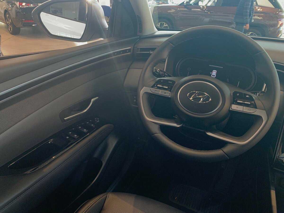 Купить Hyundai Tucson с пробегом. Фото: #4