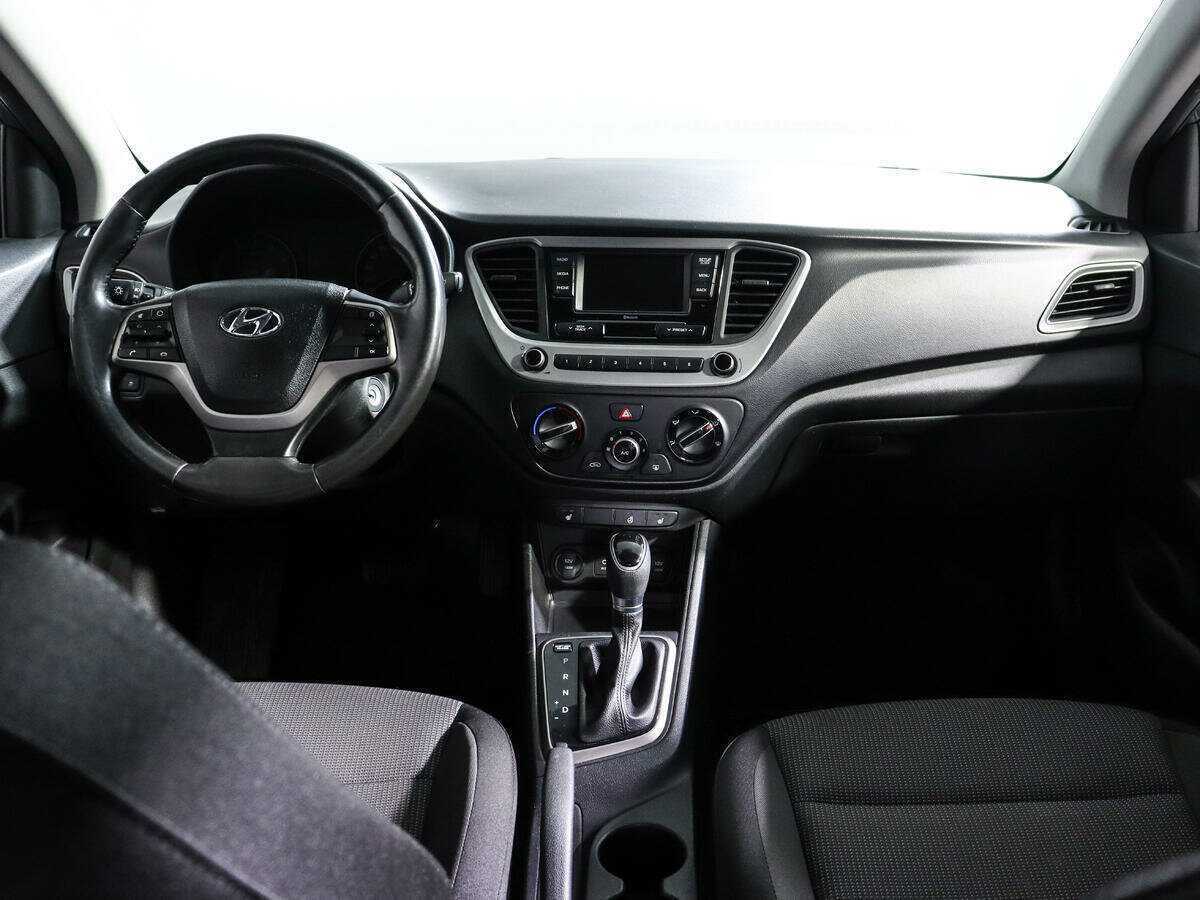 Купить Hyundai Solaris с пробегом. Фото: #9