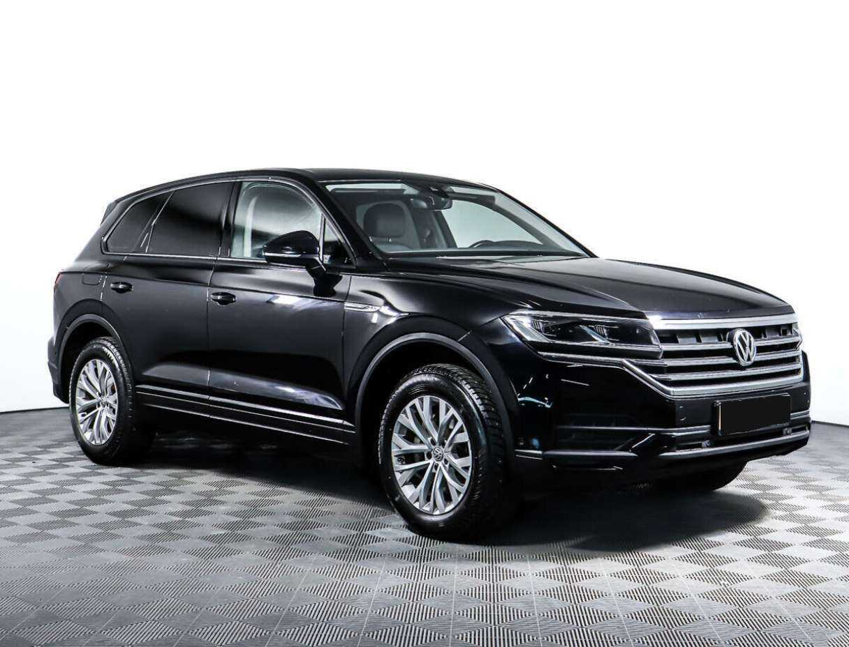 Купить Volkswagen Touareg с пробегом. Фото: #2