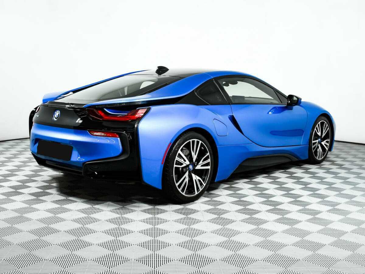 Купить BMW i8 с пробегом. Фото: #4