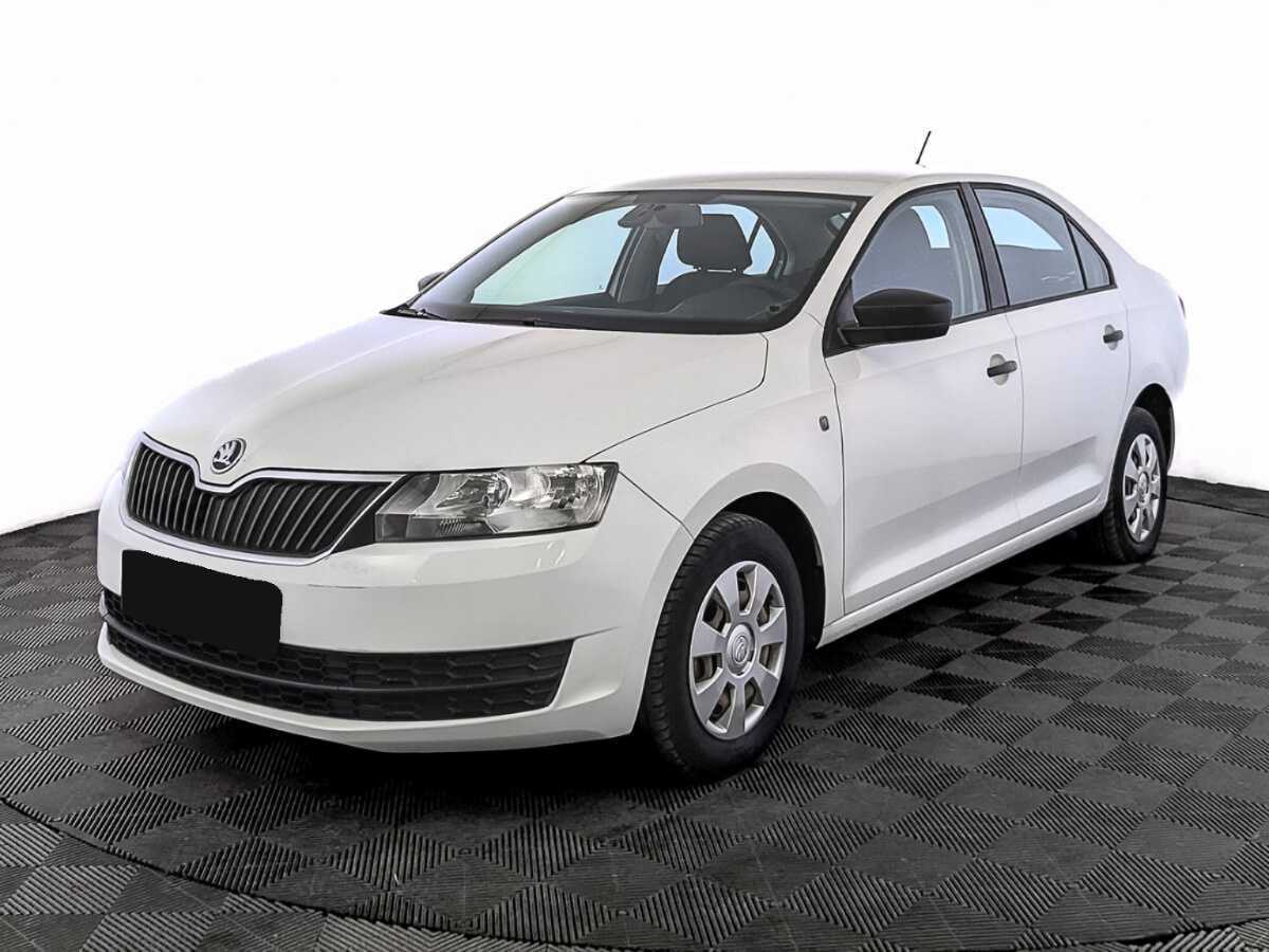 Купить Skoda Rapid с пробегом. Посмотреть фото