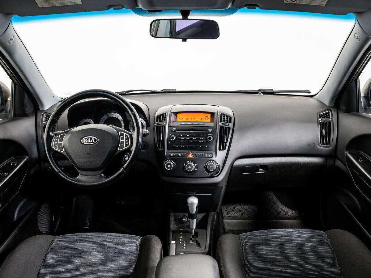 Купить Kia Ceed с пробегом. Фото: #12
