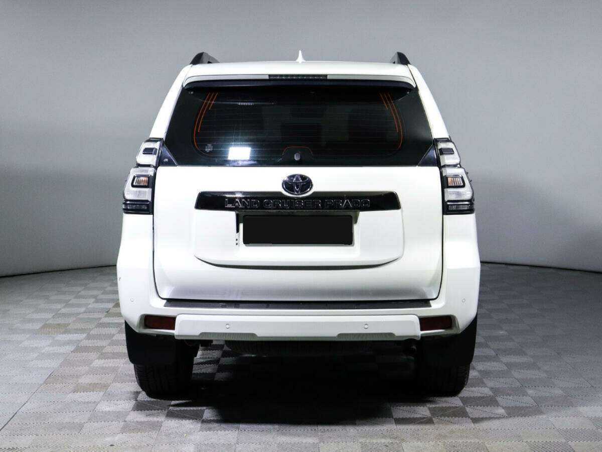 Купить Toyota Land Cruiser Prado с пробегом. Фото: #3