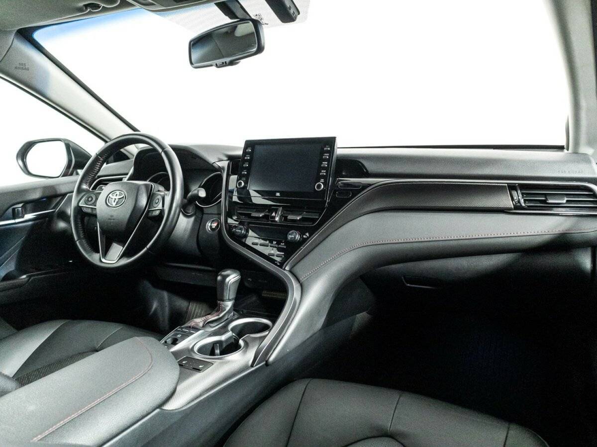Купить Toyota Camry с пробегом. Фото: #8