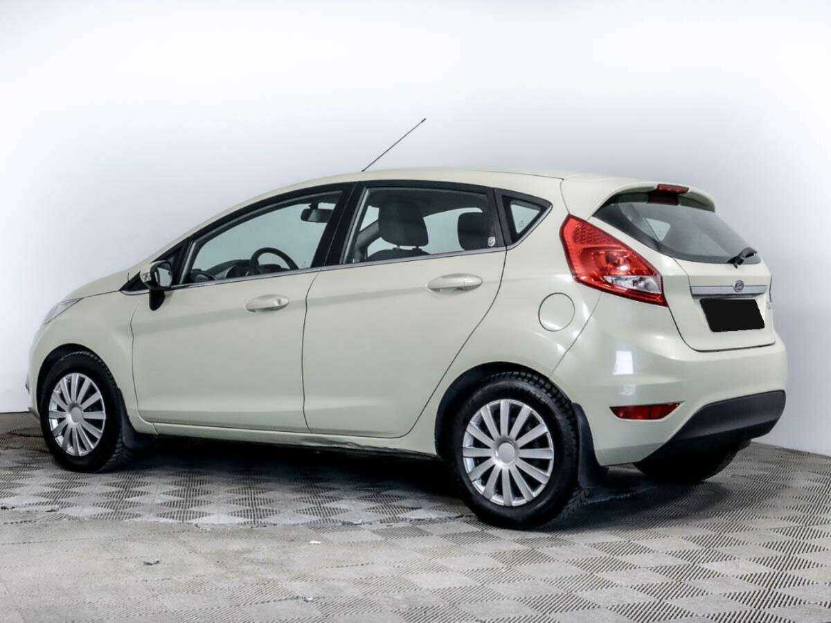 Купить Ford Fiesta с пробегом. Фото: #5