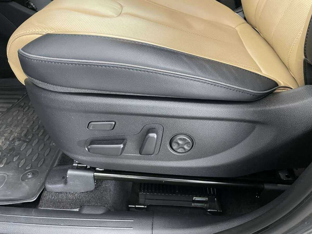 Купить Hyundai Santa Fe с пробегом. Фото: #9