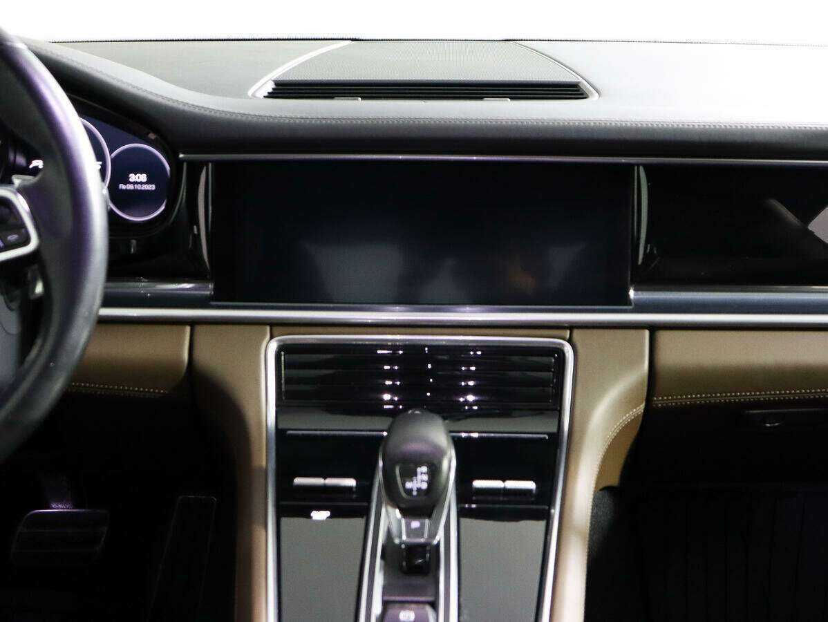 Купить Porsche Panamera с пробегом. Фото: #8