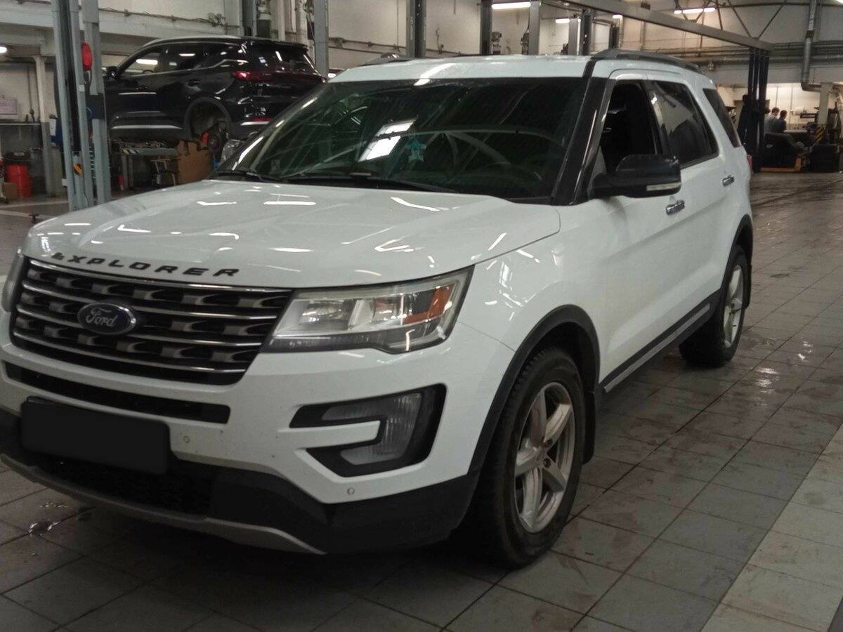 Купить Ford Explorer с пробегом. Посмотреть фото