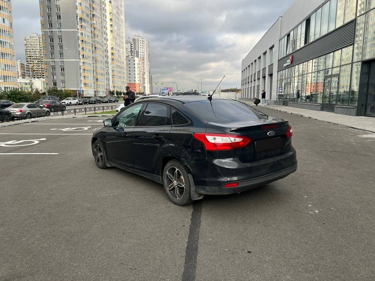 Купить Ford Focus с пробегом. Фото: #3