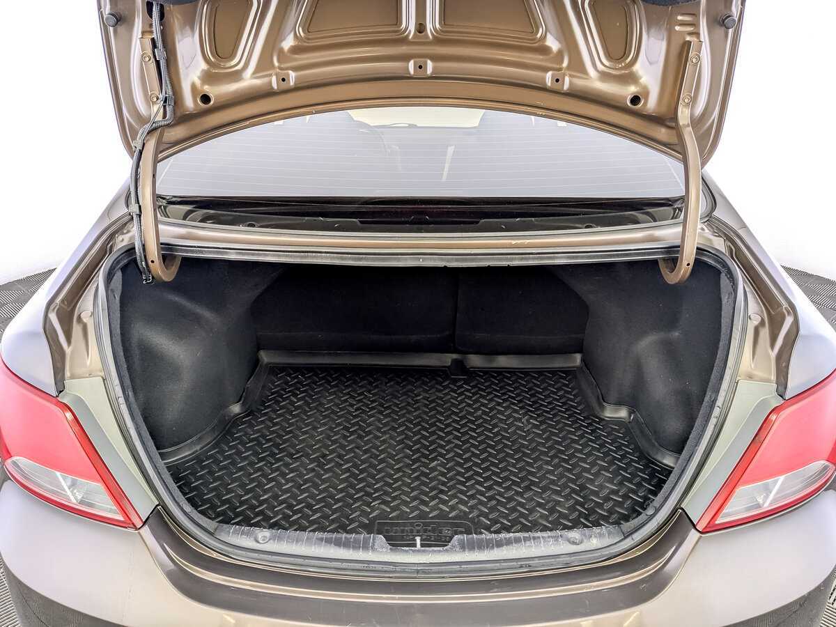 Купить Hyundai Solaris с пробегом. Фото: #9