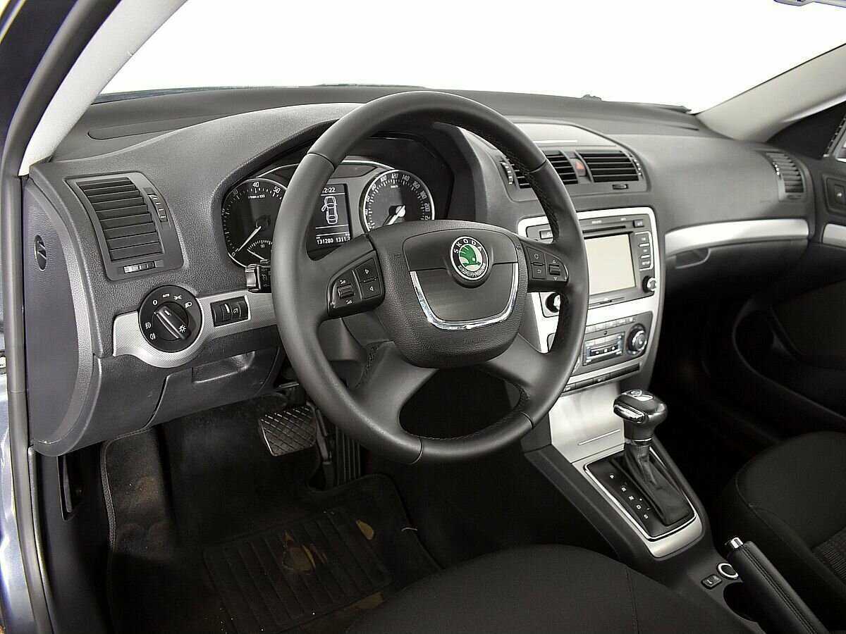 Купить Skoda Octavia с пробегом. Фото: #6