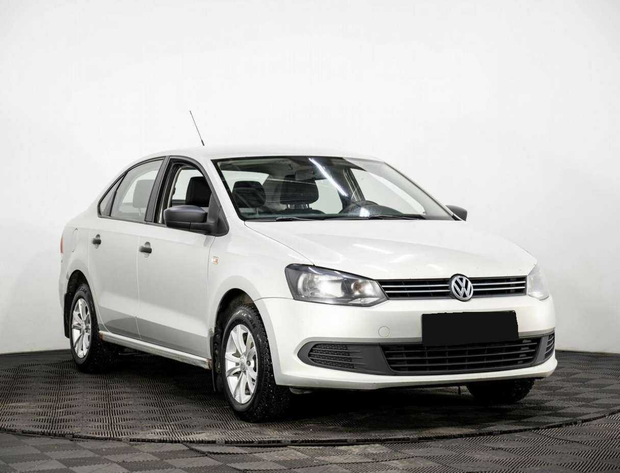 Купить Volkswagen Polo с пробегом. Фото: #2