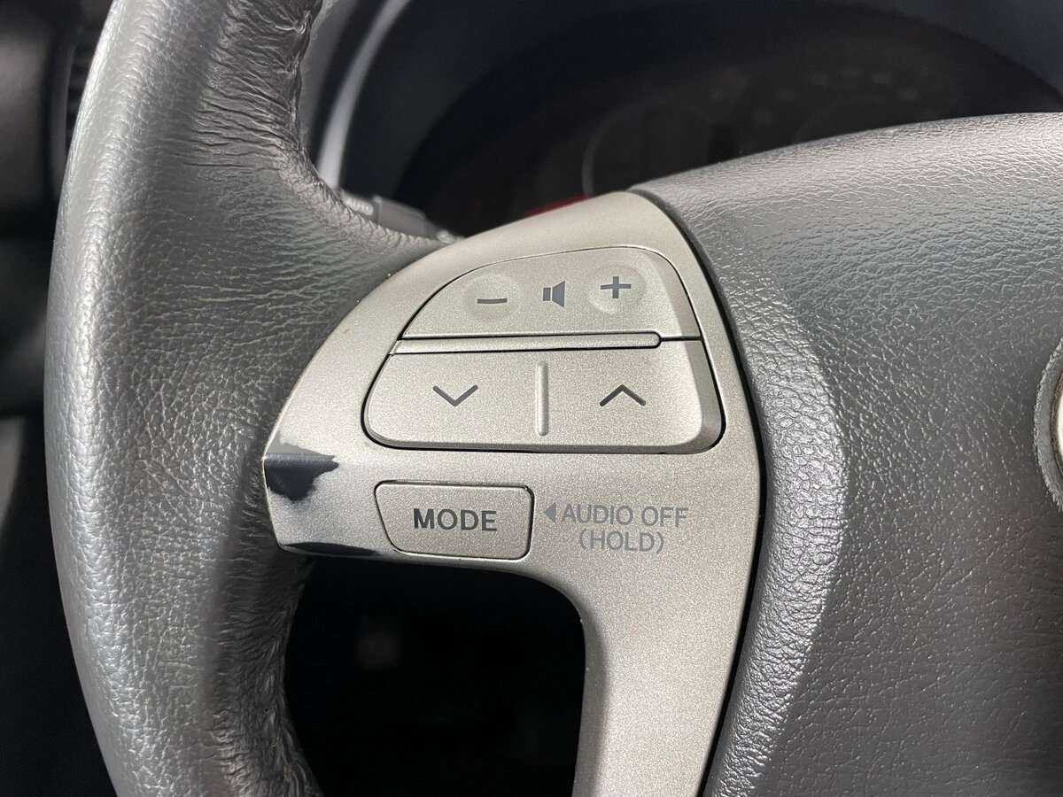 Купить Toyota Camry с пробегом. Фото: #15