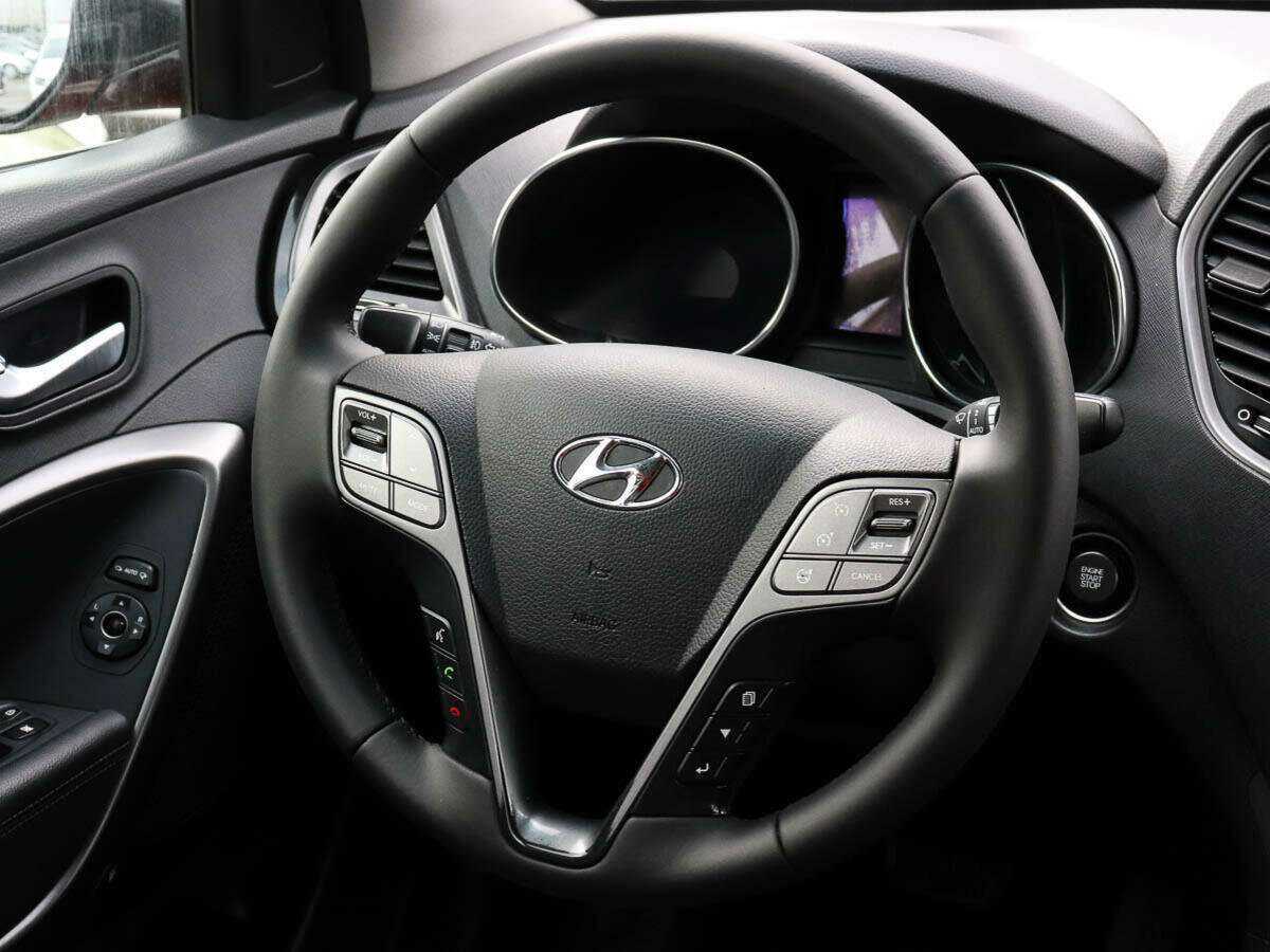 Купить Hyundai Santa Fe с пробегом. Фото: #11
