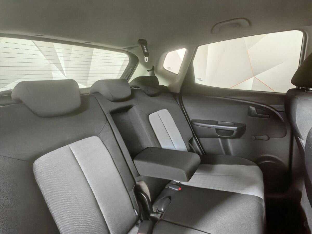 Купить Kia Venga с пробегом. Фото: #12