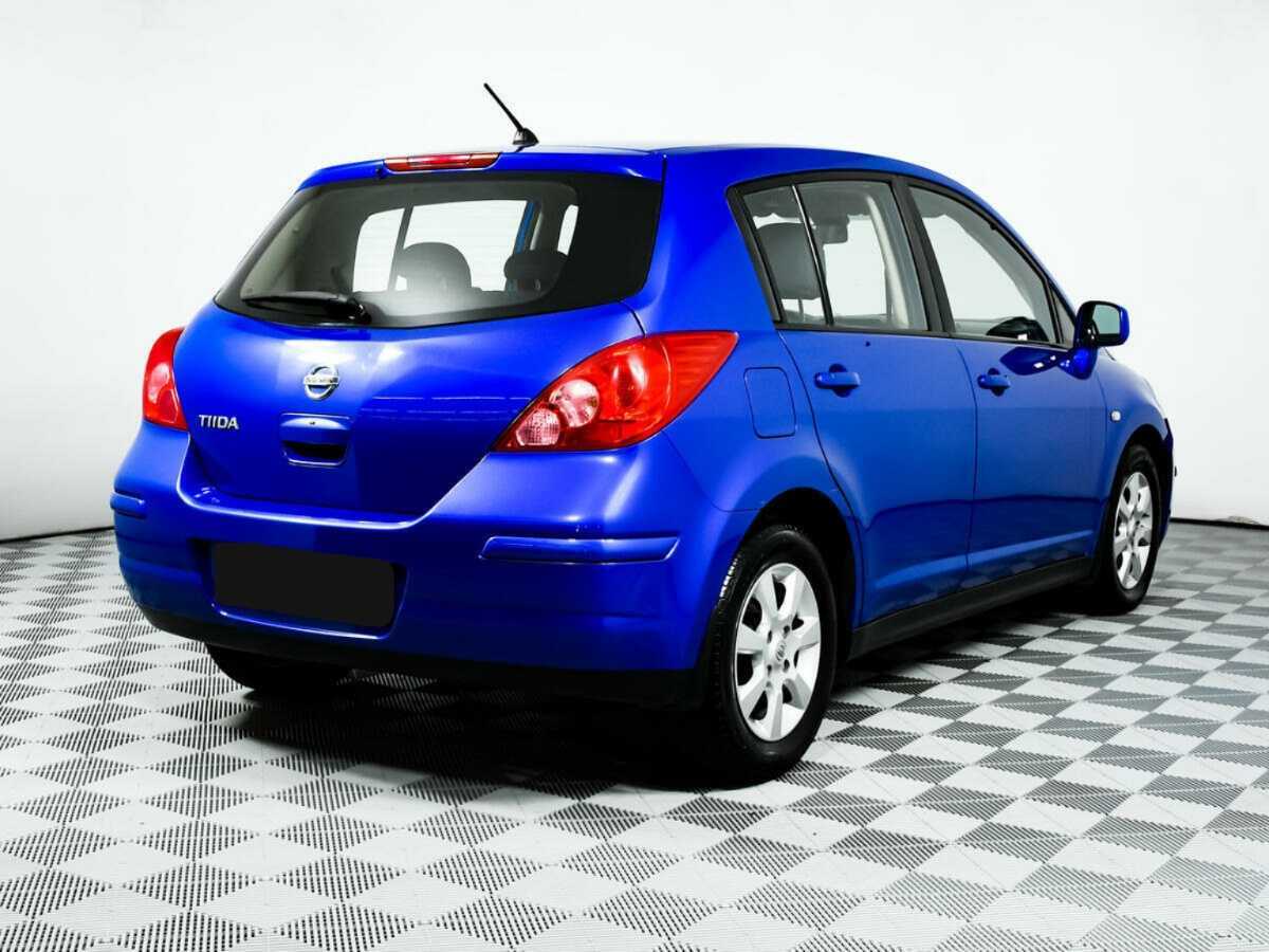 Купить Nissan Tiida с пробегом. Фото: #4