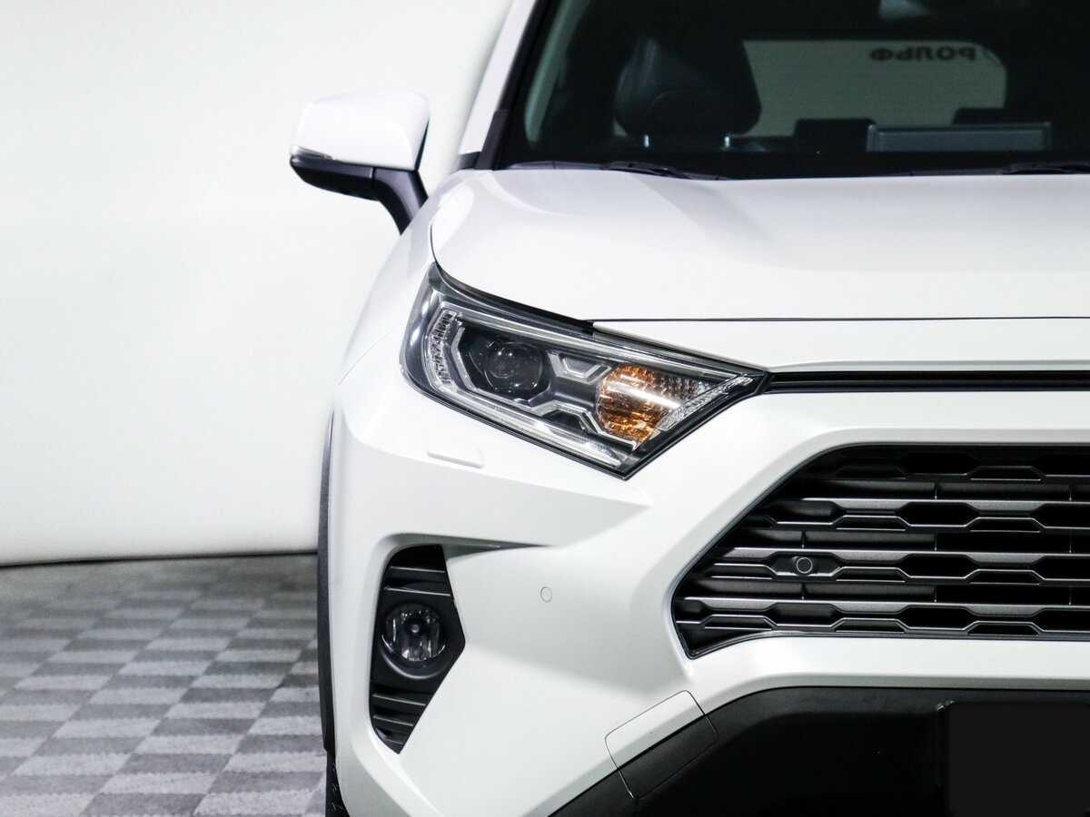 Купить Toyota RAV4 с пробегом. Фото: #17