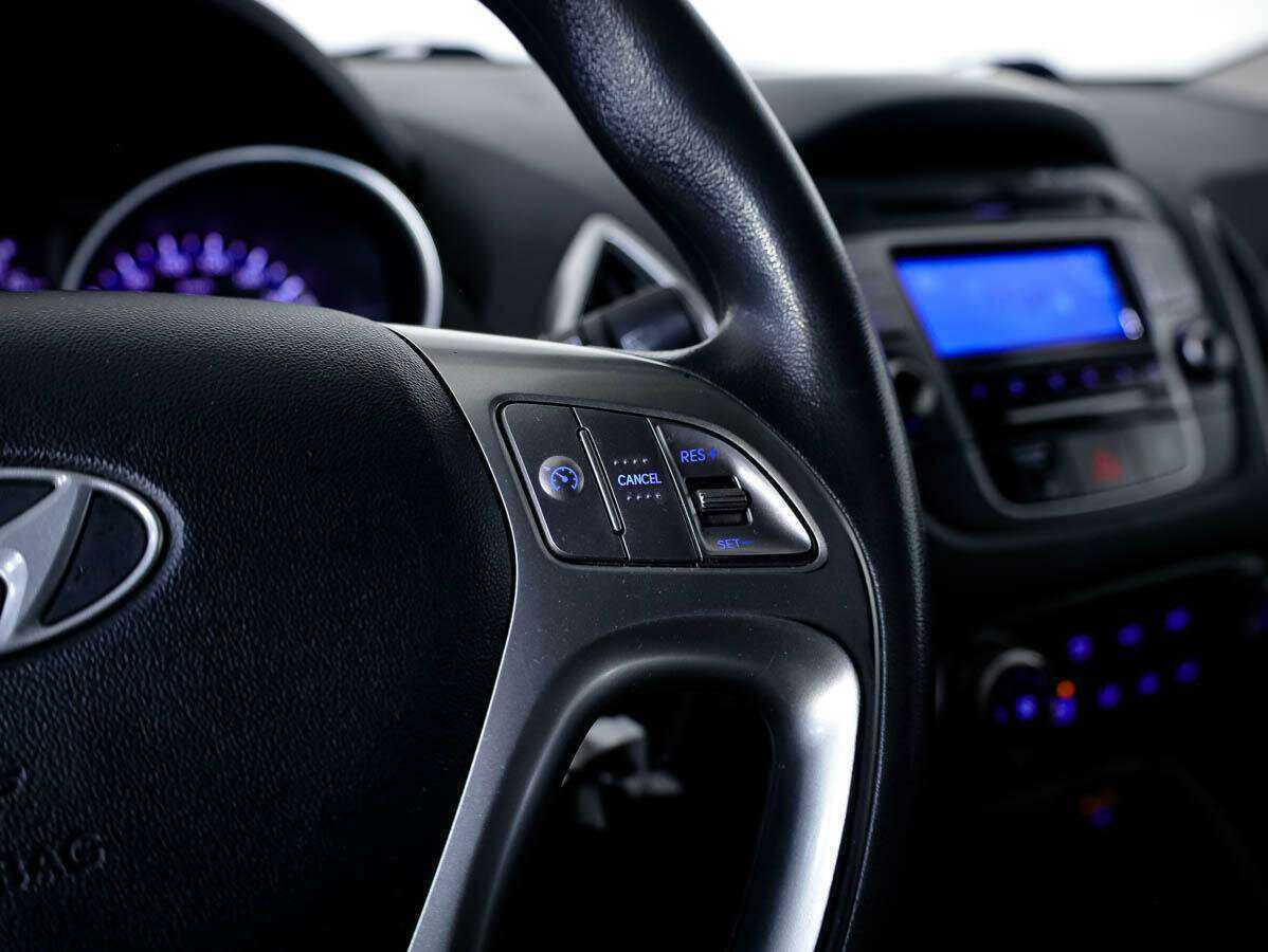 Купить Hyundai ix35 с пробегом. Фото: #19