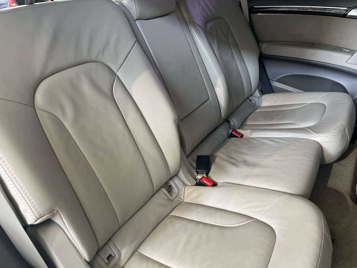 Купить Audi Q7 с пробегом. Фото: #17