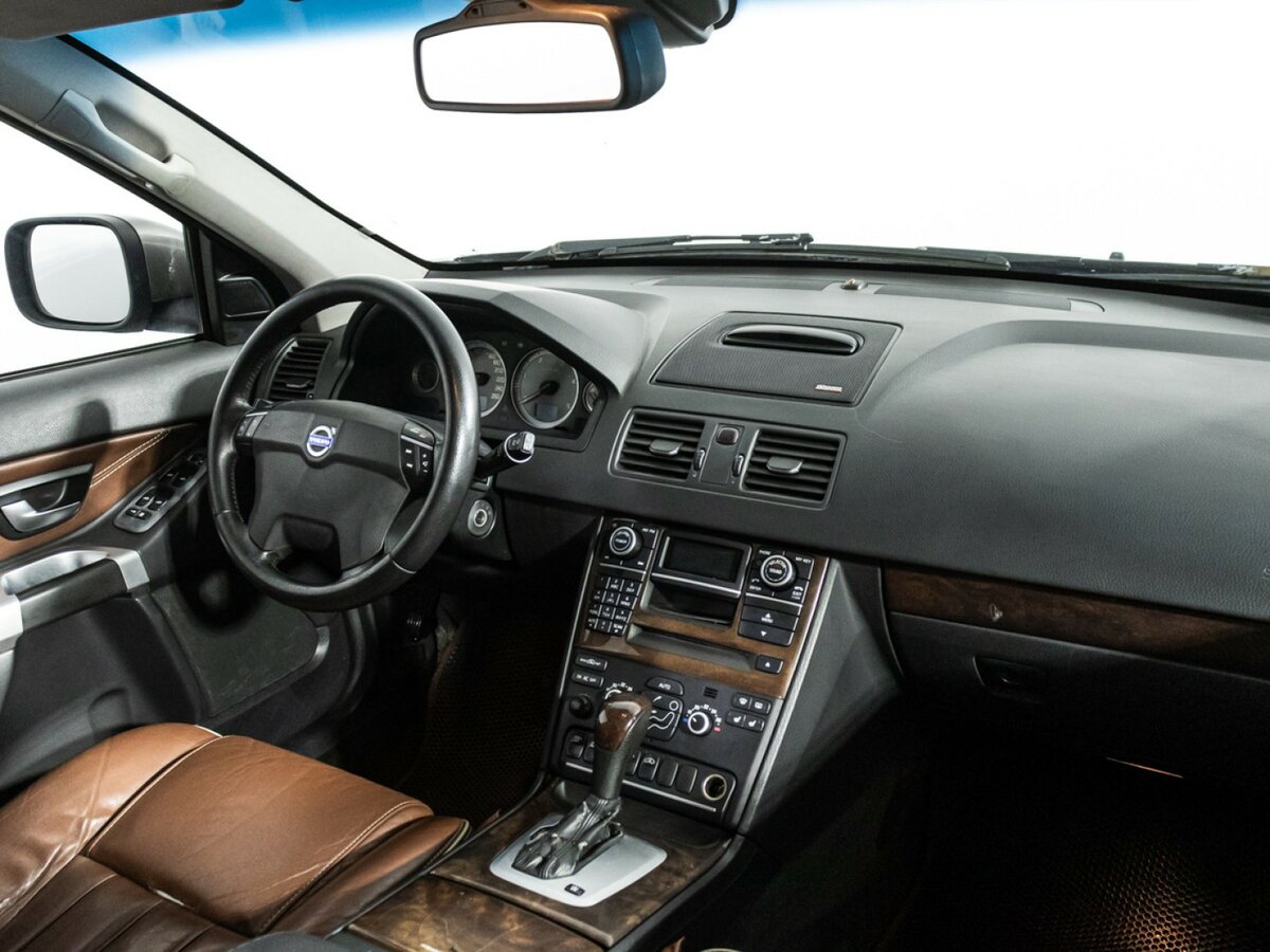 Купить Volvo XC90 с пробегом. Фото: #6