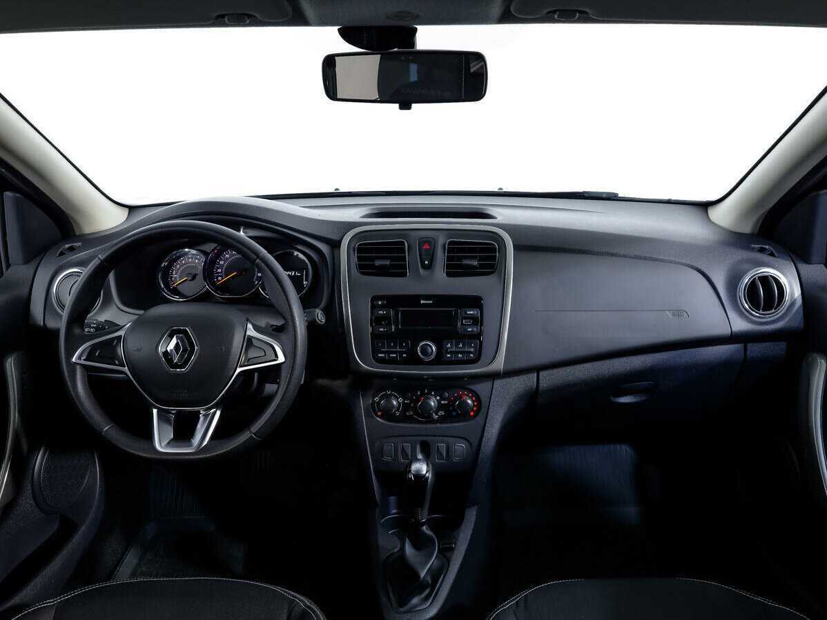 Купить Renault Sandero с пробегом. Фото: #8