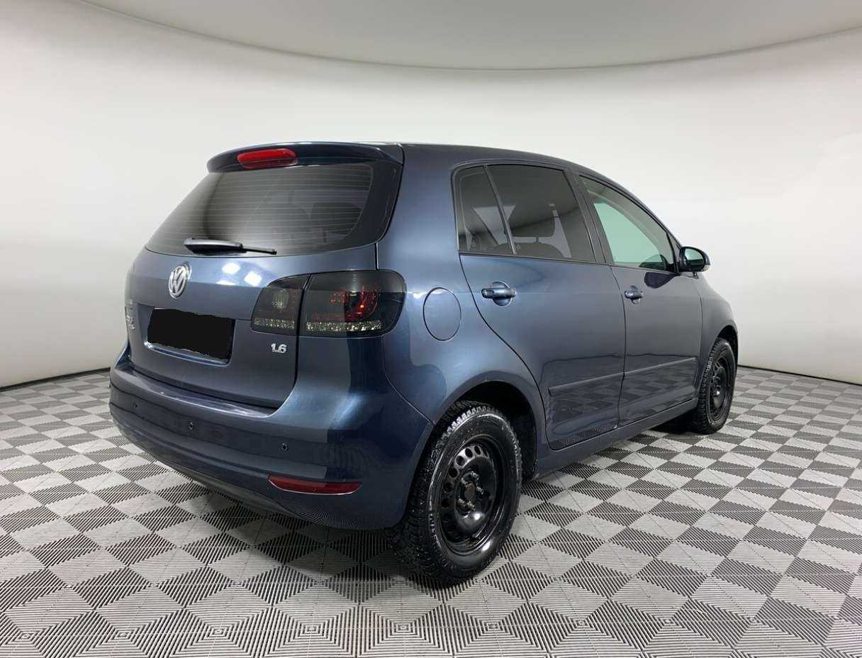 Купить Volkswagen Golf Plus с пробегом. Фото: #4