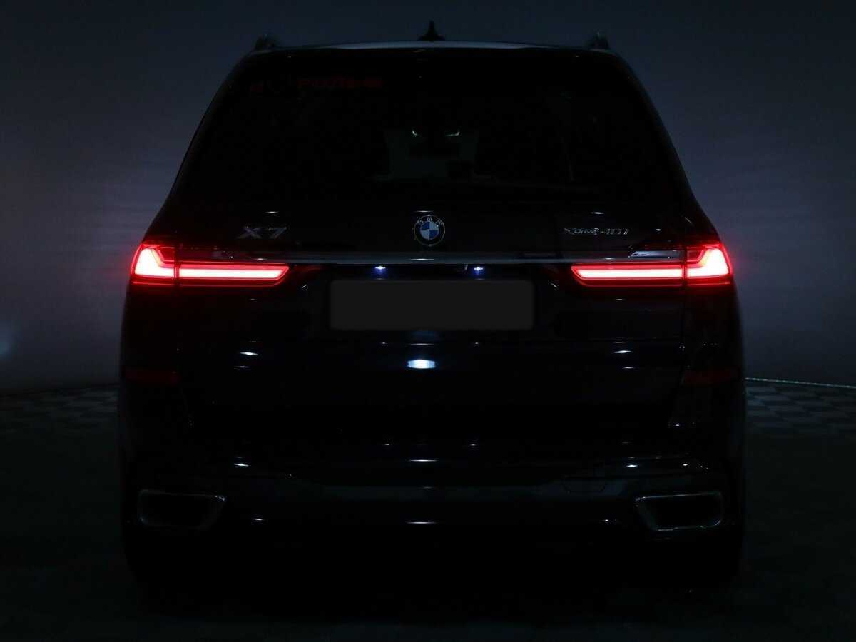 Купить BMW X7 с пробегом. Фото: #24