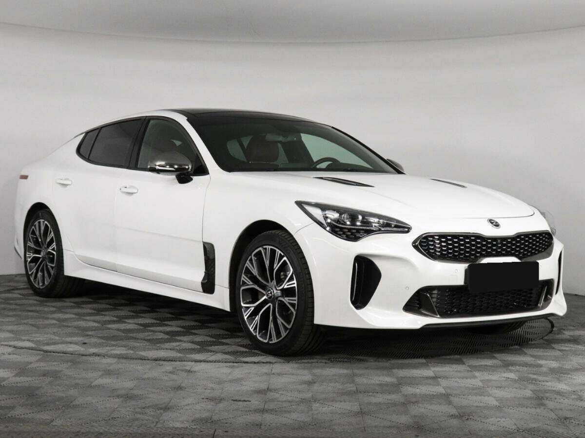 Купить Kia Stinger с пробегом. Фото: #2
