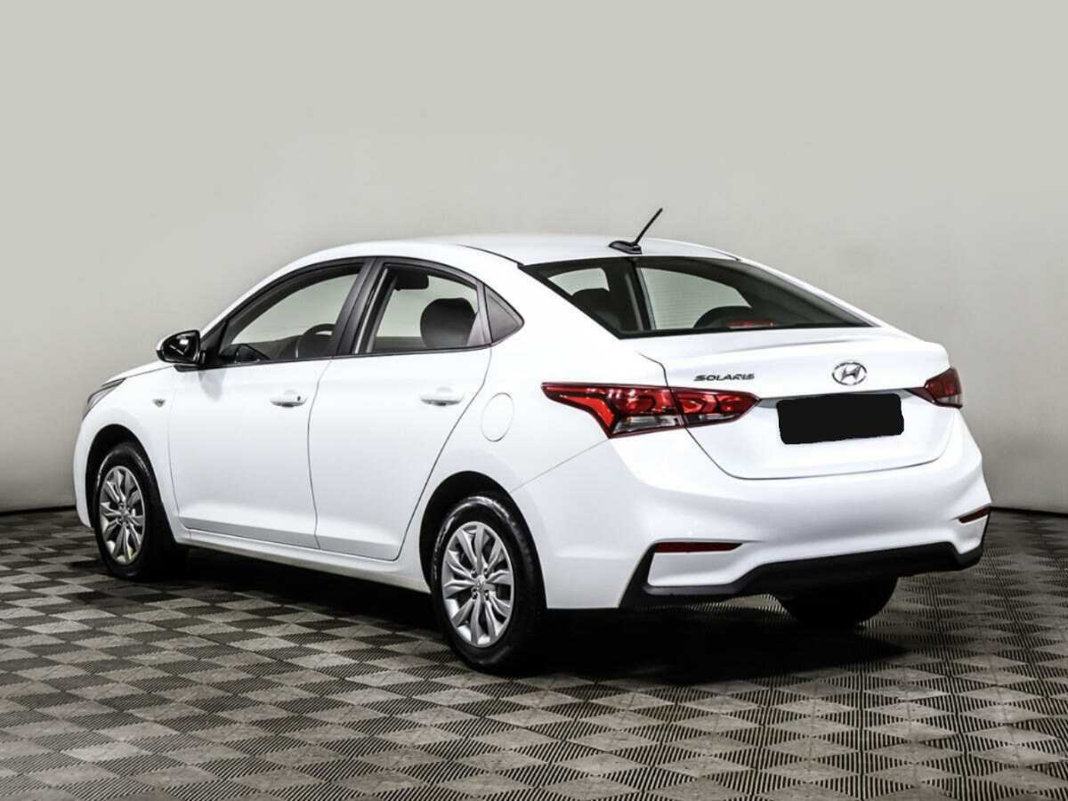 Купить Hyundai Solaris с пробегом. Фото: #5