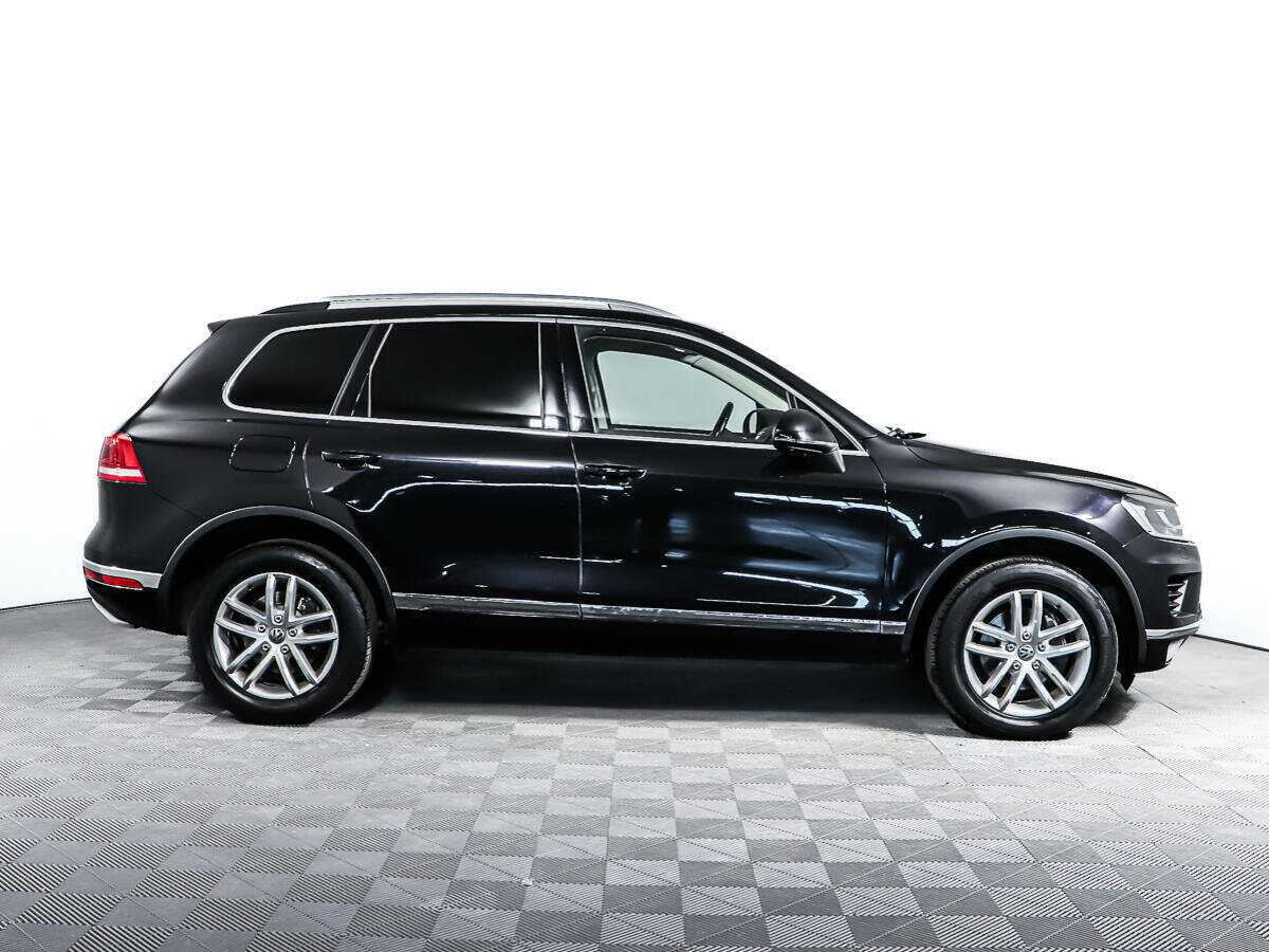 Купить Volkswagen Touareg с пробегом. Фото: #3