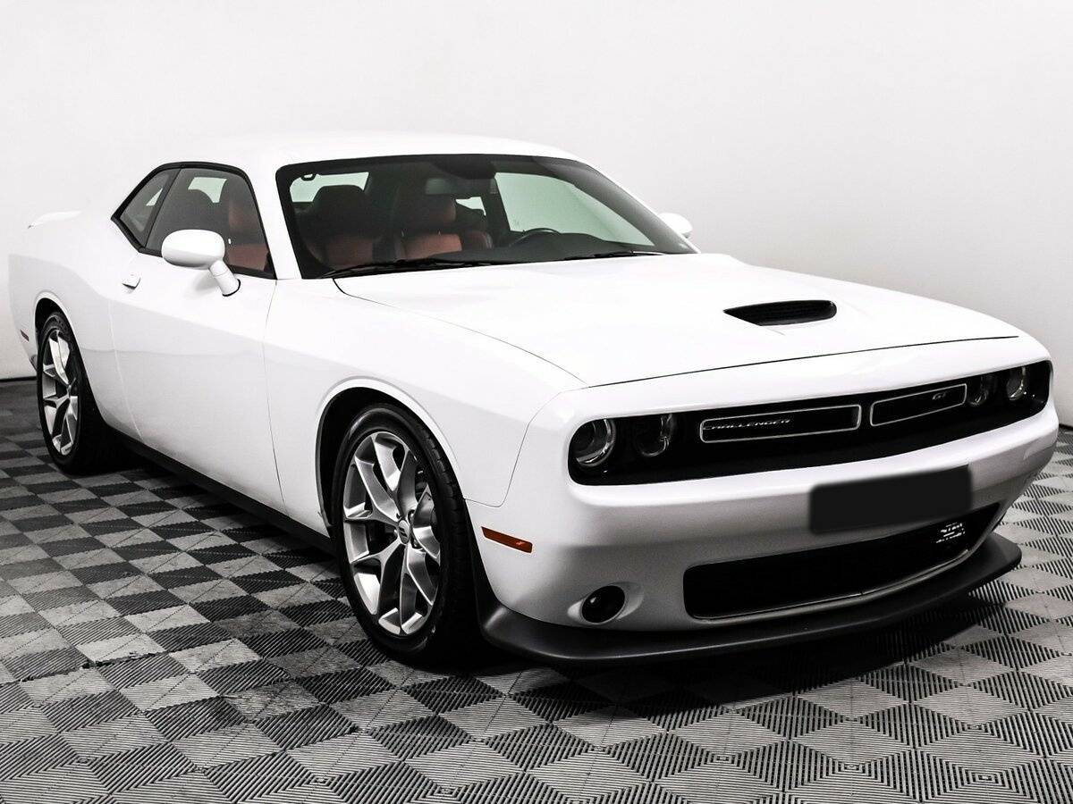 Купить Dodge Challenger с пробегом. Фото: #2
