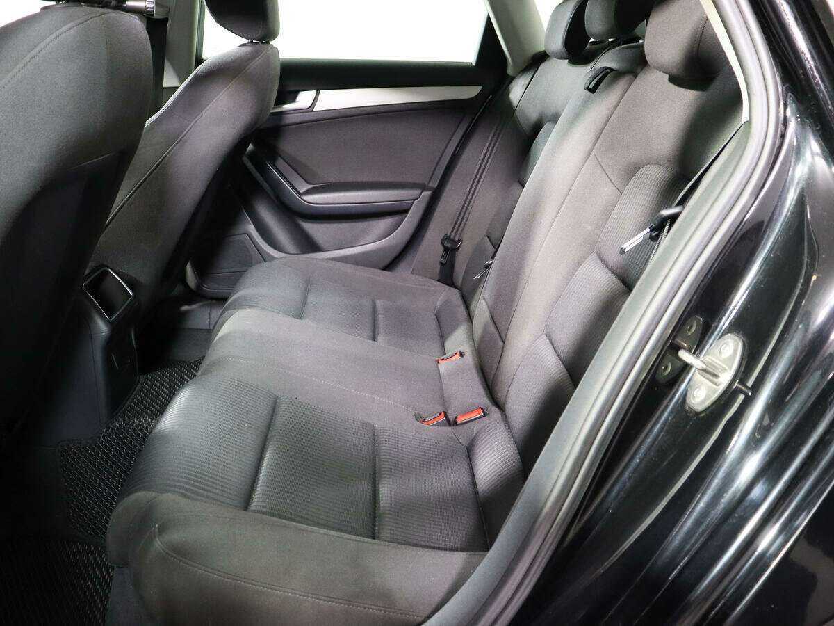 Купить Audi A4 с пробегом. Фото: #7