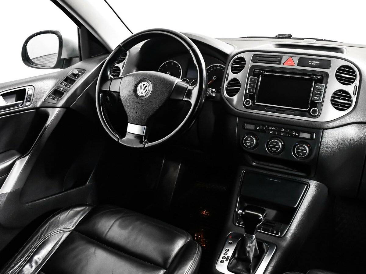 Купить Volkswagen Tiguan с пробегом. Фото: #8