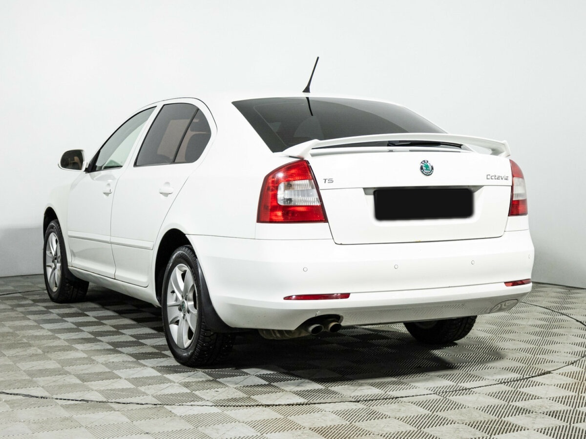Купить Skoda Octavia с пробегом. Фото: #6