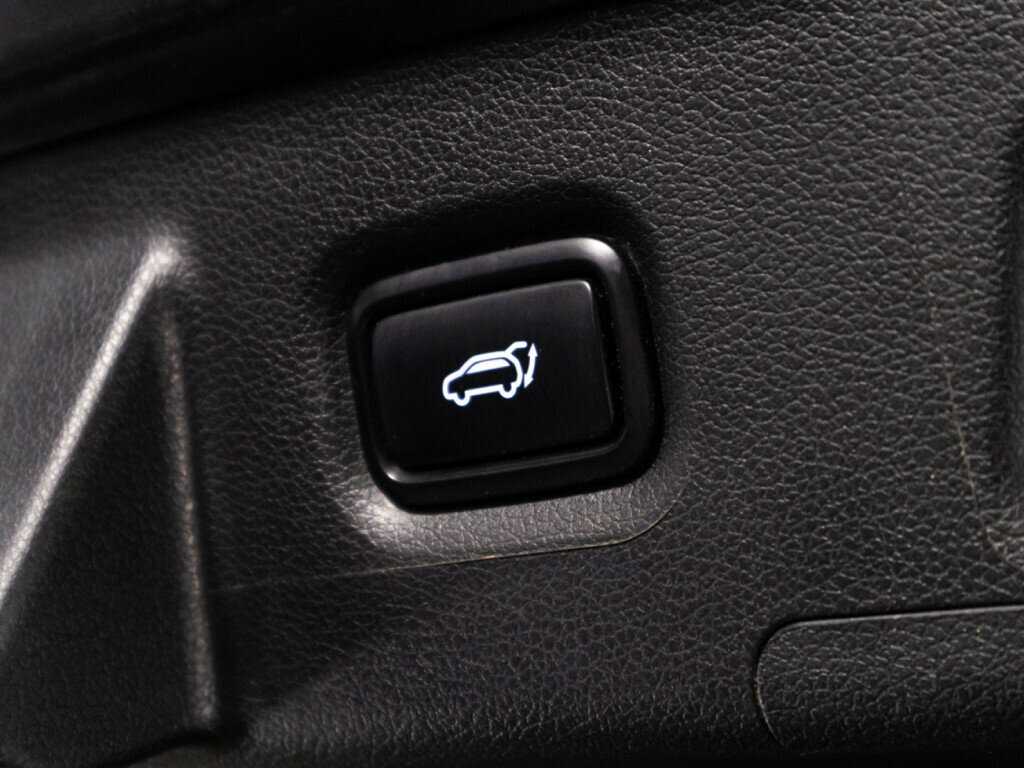 Купить Hyundai Santa Fe с пробегом. Фото: #14