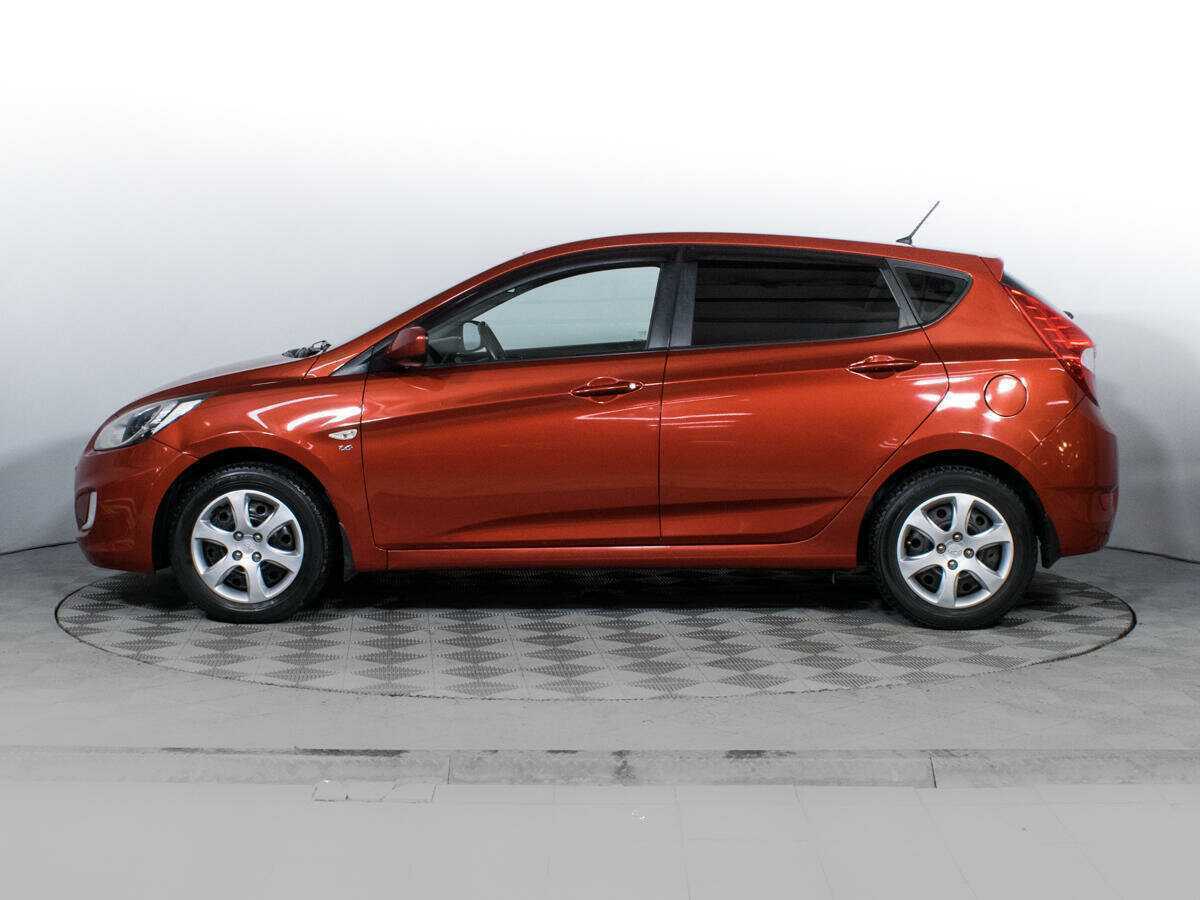 Купить Hyundai Solaris с пробегом. Фото: #7