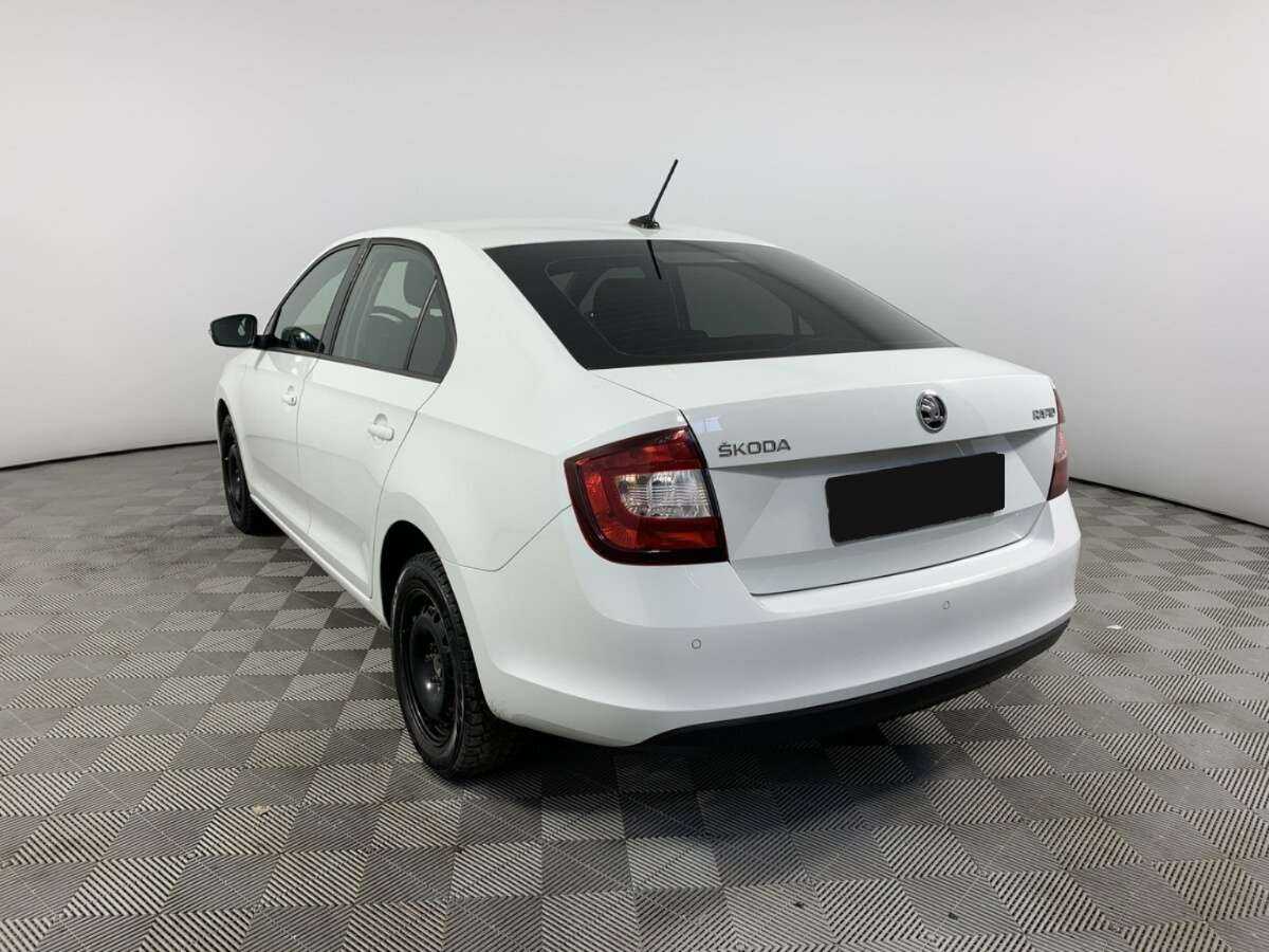 Купить Skoda Rapid с пробегом. Фото: #5