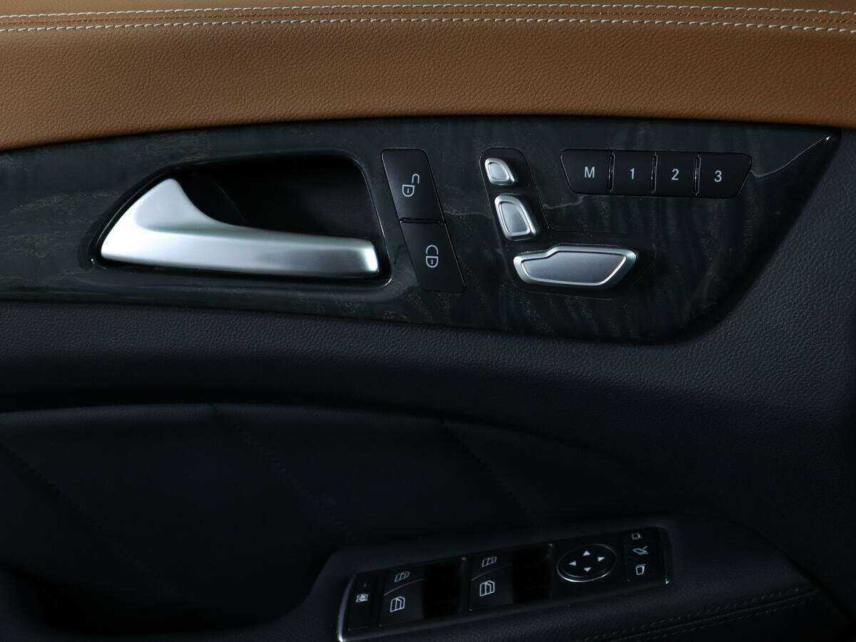 Купить Mercedes-Benz CLS с пробегом. Фото: #15