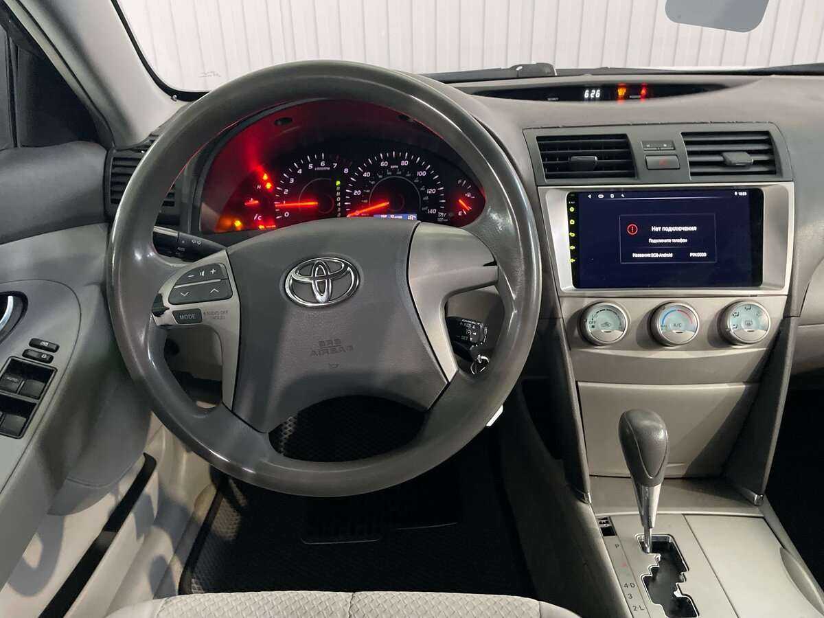 Купить Toyota Camry с пробегом. Фото: #10