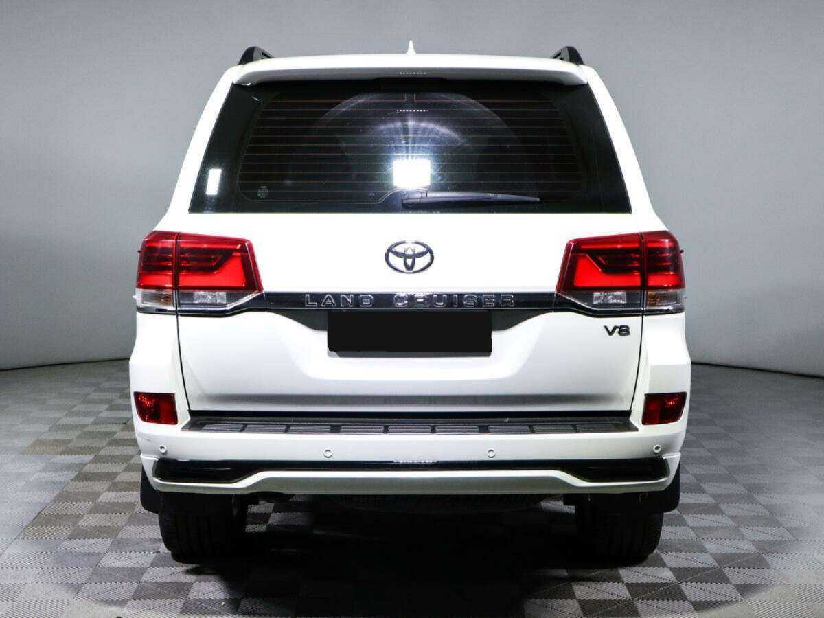 Купить Toyota Land Cruiser с пробегом. Фото: #5