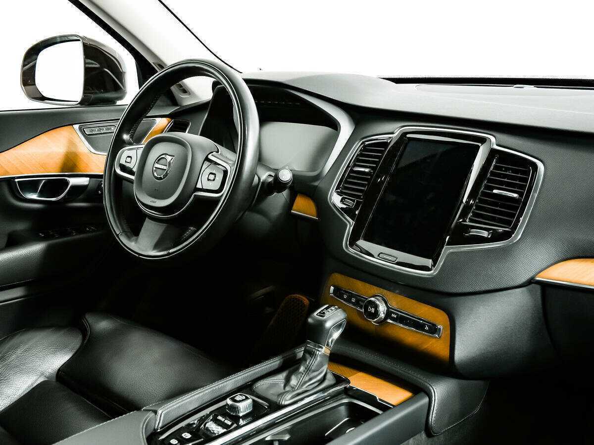 Купить Volvo XC90 с пробегом. Фото: #8