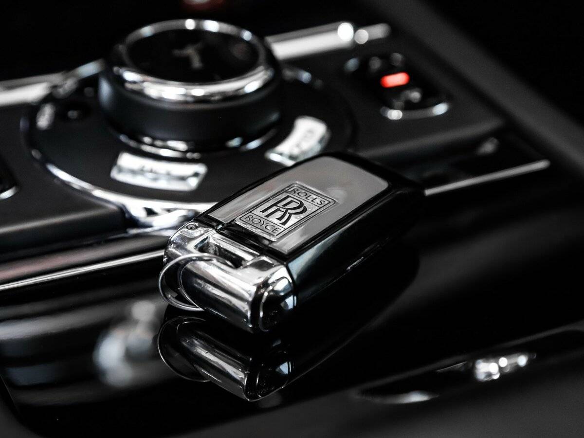 Купить Rolls-Royce Wraith с пробегом. Фото: #38