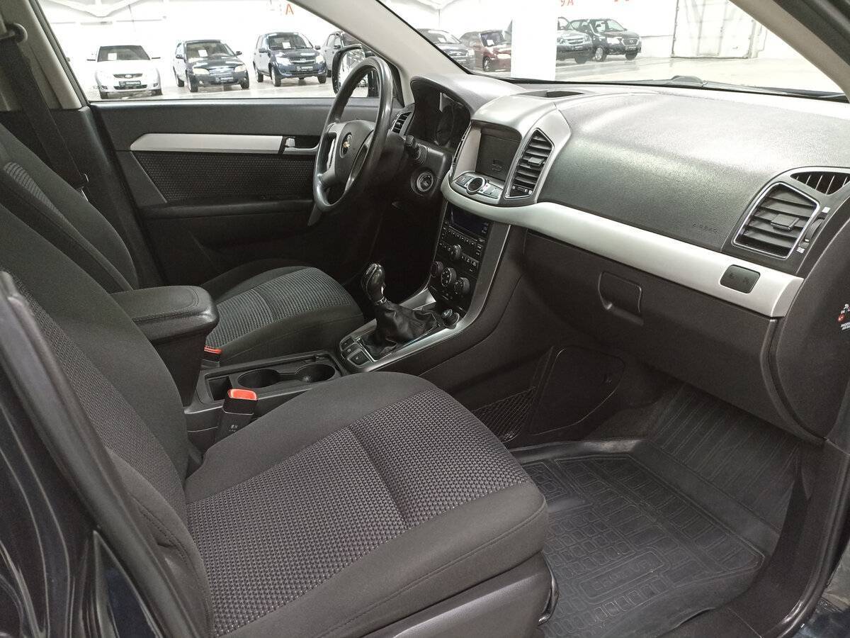 Купить Chevrolet Captiva с пробегом. Фото: #10