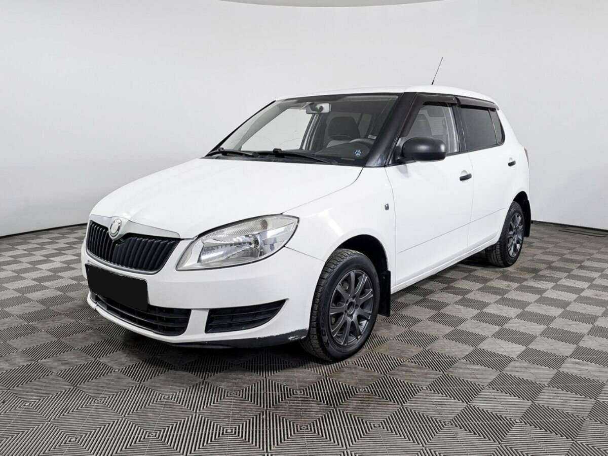 Купить Skoda Fabia с пробегом. Фото: #0