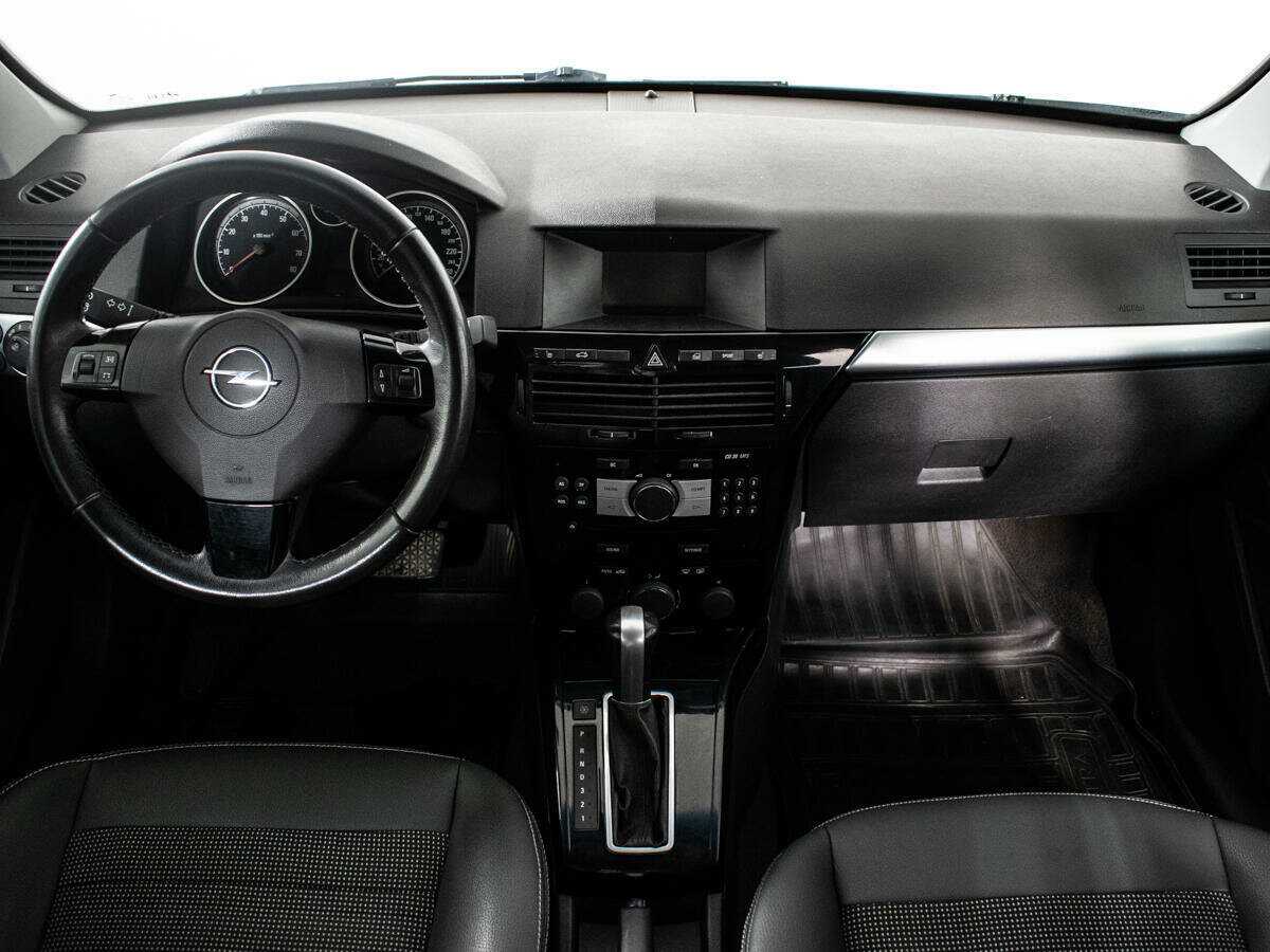 Купить Opel Astra с пробегом. Фото: #10