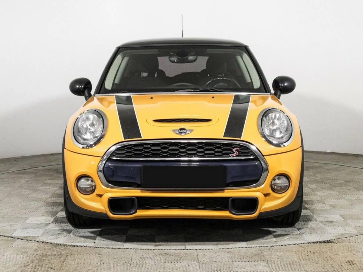 Купить Mini Hatch с пробегом. Фото: #1