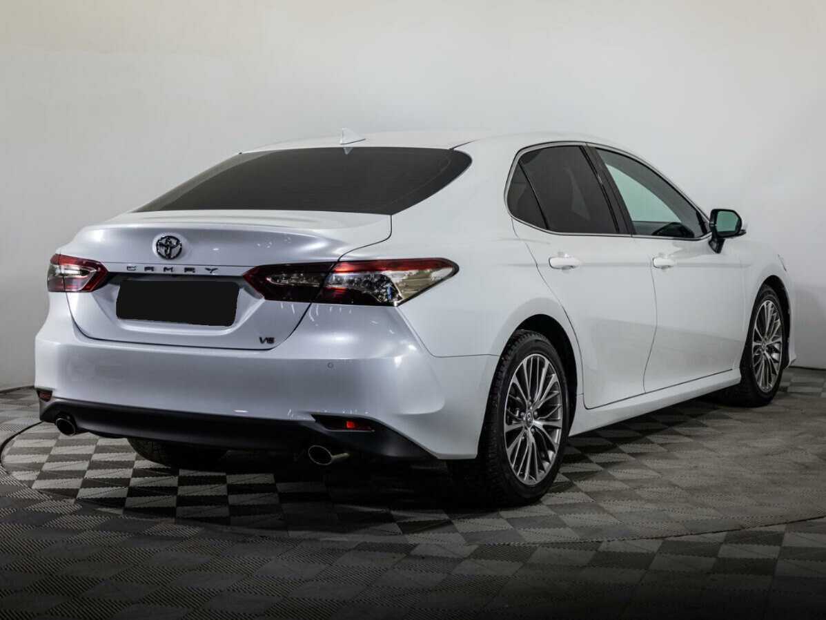 Купить Toyota Camry с пробегом. Фото: #3