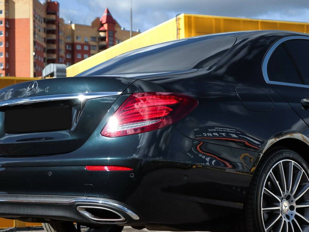 Купить Mercedes-Benz E-Класс с пробегом. Фото: #16