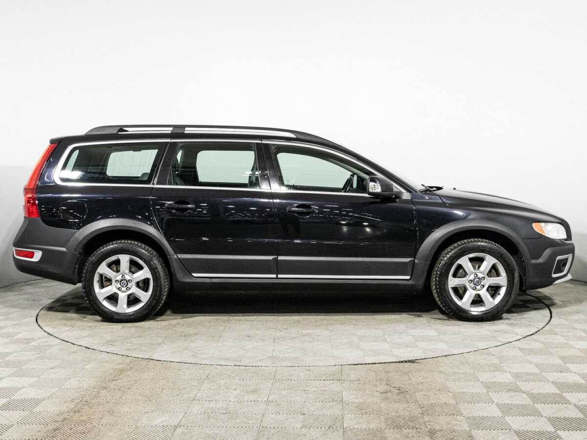 Купить Volvo XC70 с пробегом. Фото: #3