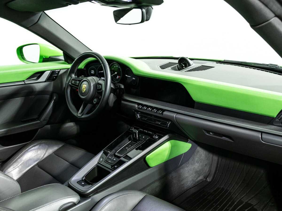 Купить Porsche 911 с пробегом. Фото: #10